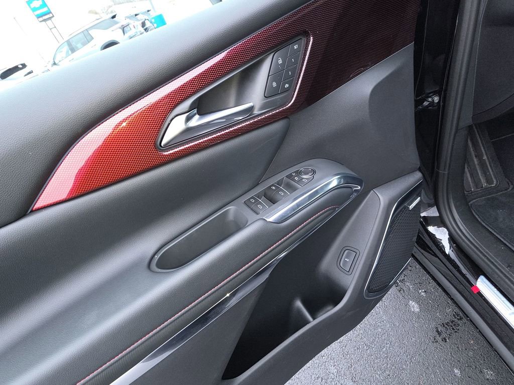 New 2026 Chevrolet Traverse RS image 13