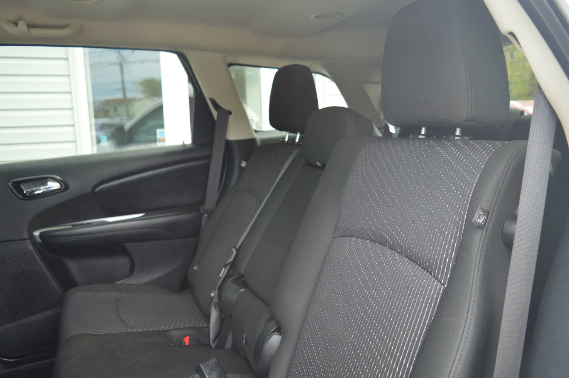 Used 2019 Dodge Journey SE w/ Connectivity Group FWD image 15