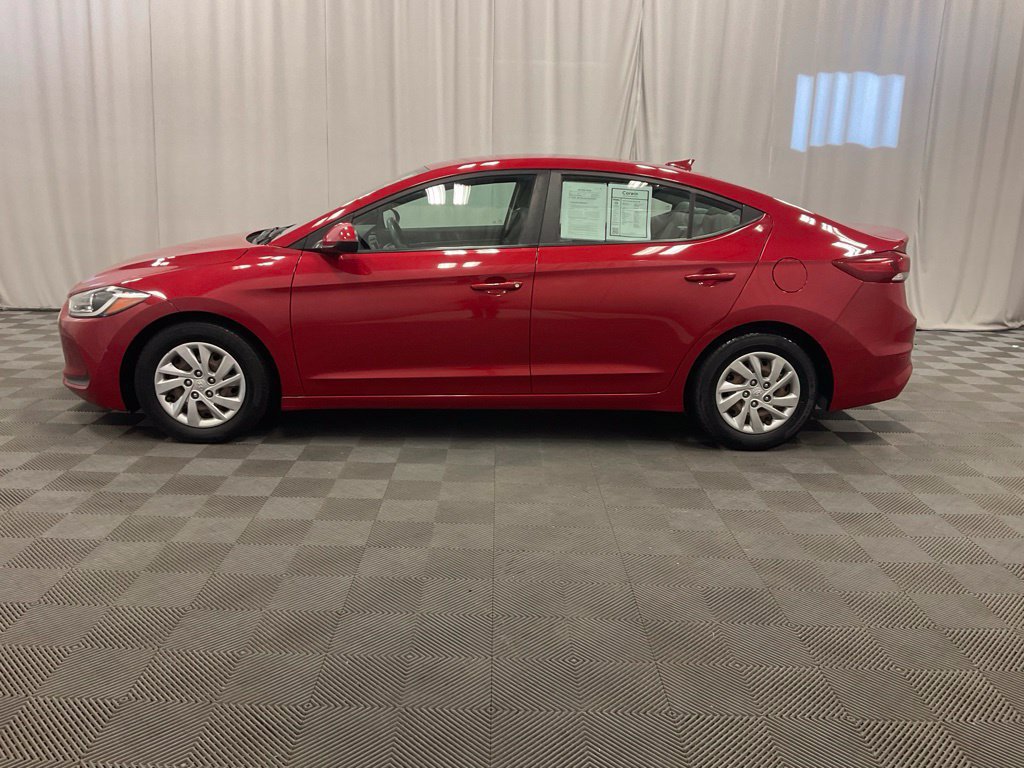 Used 2017 Hyundai Elantra SE FWD image 15