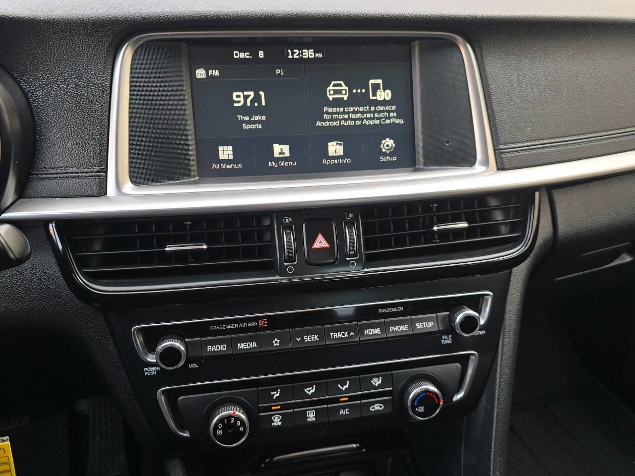 Used 2020 Kia Optima LX image 29