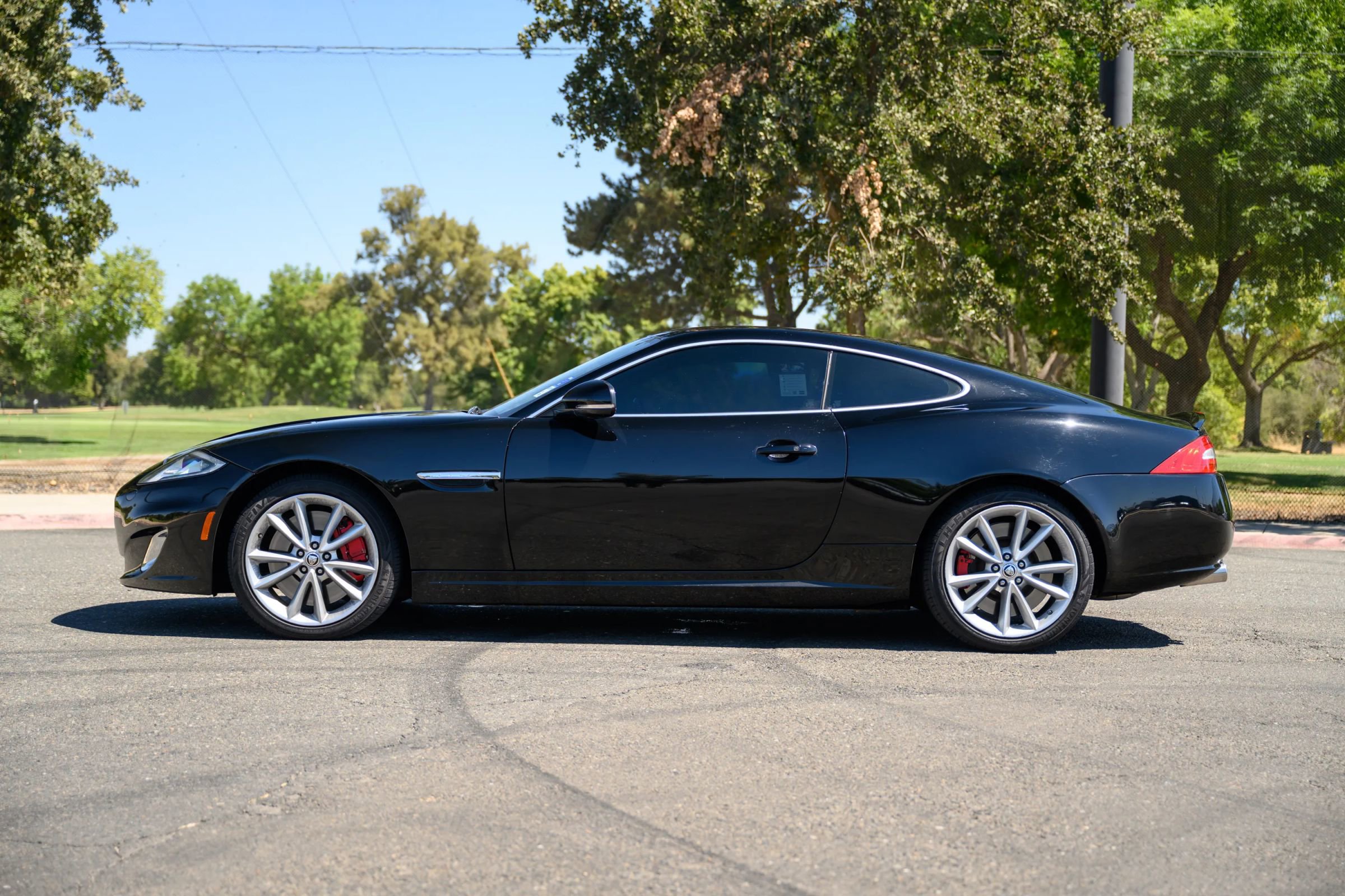 Used 2012 Jaguar XKR R RWD image 10