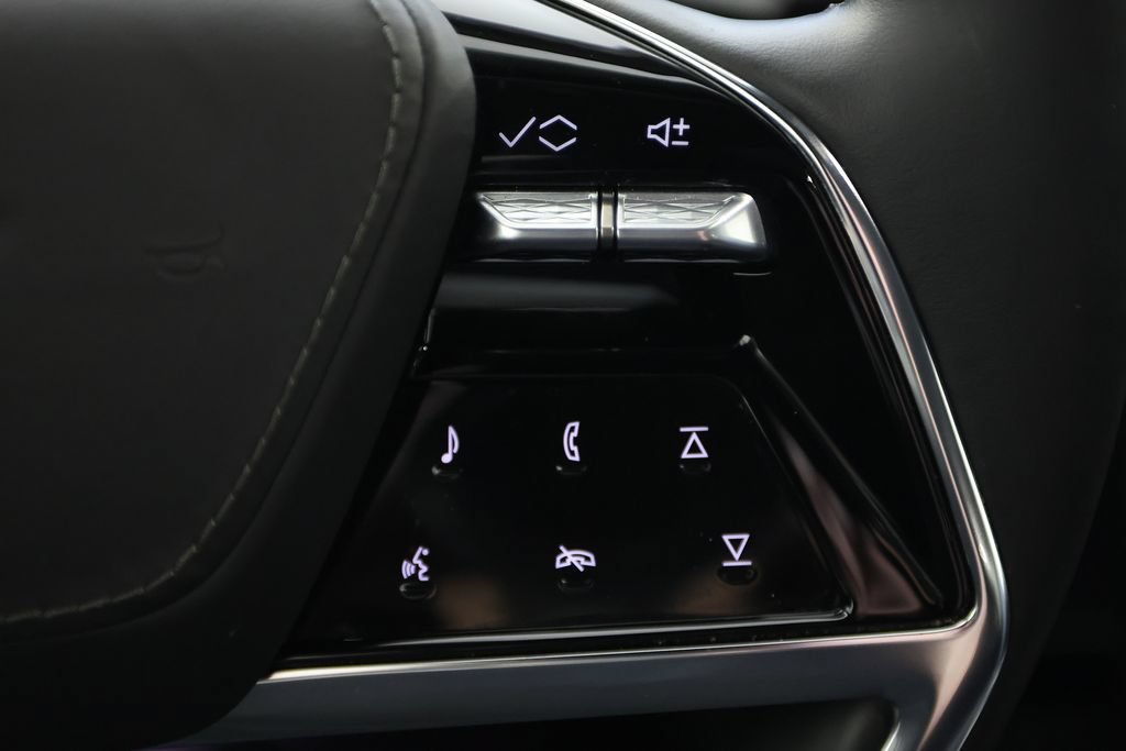 Used 2025 Cadillac Escalade IQ Luxury 2 w/ LPO, Premium Carpet Package AWD/4WD image 24