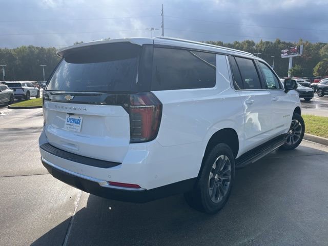 New 2026 Chevrolet Suburban LS RWD image 8