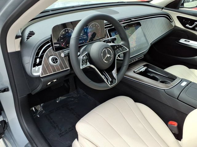 New 2026 Mercedes-Benz E 350 4MATIC Sedan image 13