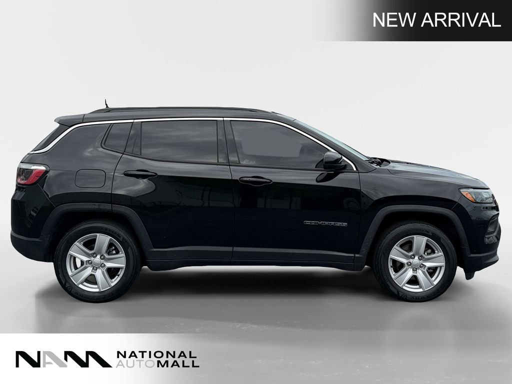 Used 2022 Jeep Compass Latitude FWD image 6