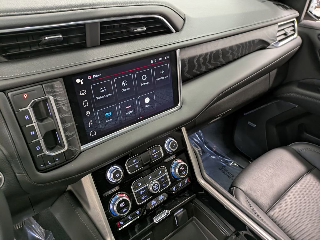 Used 2023 GMC Yukon Denali w/ LPO, Floor Liner Package image 11