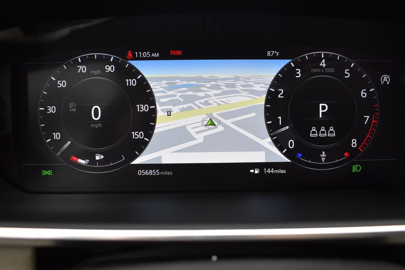 Used 2021 Land Rover Range Rover AWD/4WD image 12