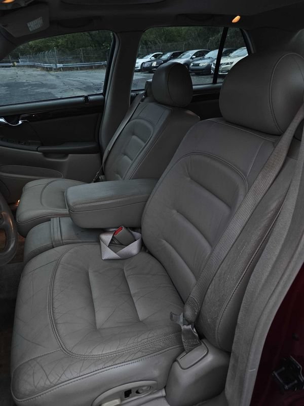 Used 2002 Cadillac De Ville w/ Comfort/Convenience Pkg FWD image 13