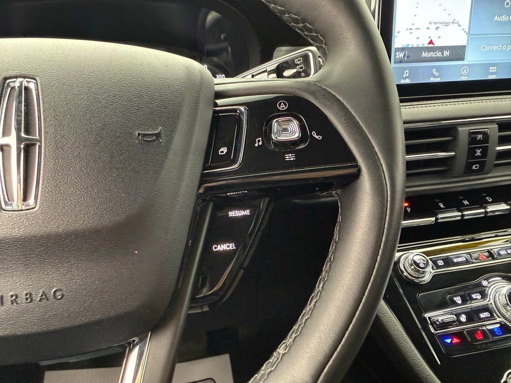 Used 2022 Lincoln Corsair AWD w/ Equipment Group 101A image 29