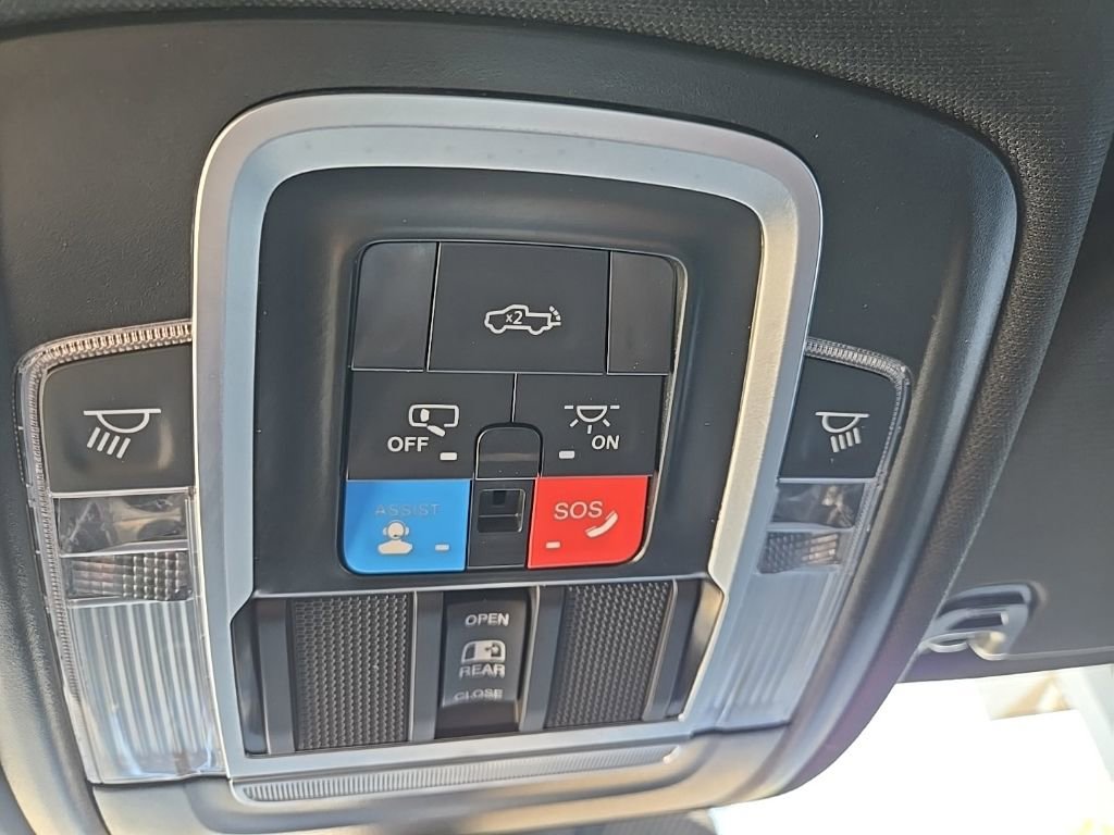 Used 2025 RAM 1500 Laramie w/ Sport Appearance Package AWD/4WD image 82