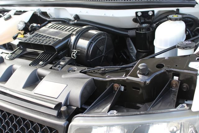 Used 2020 Chevrolet Express 3500 LT w/ LT Preferred Equipment Group RWD image 60