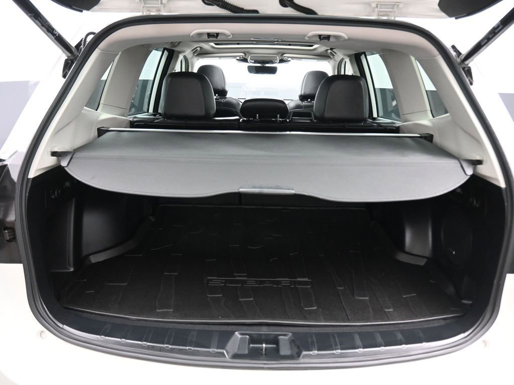 Used 2022 Subaru Forester Limited image 45