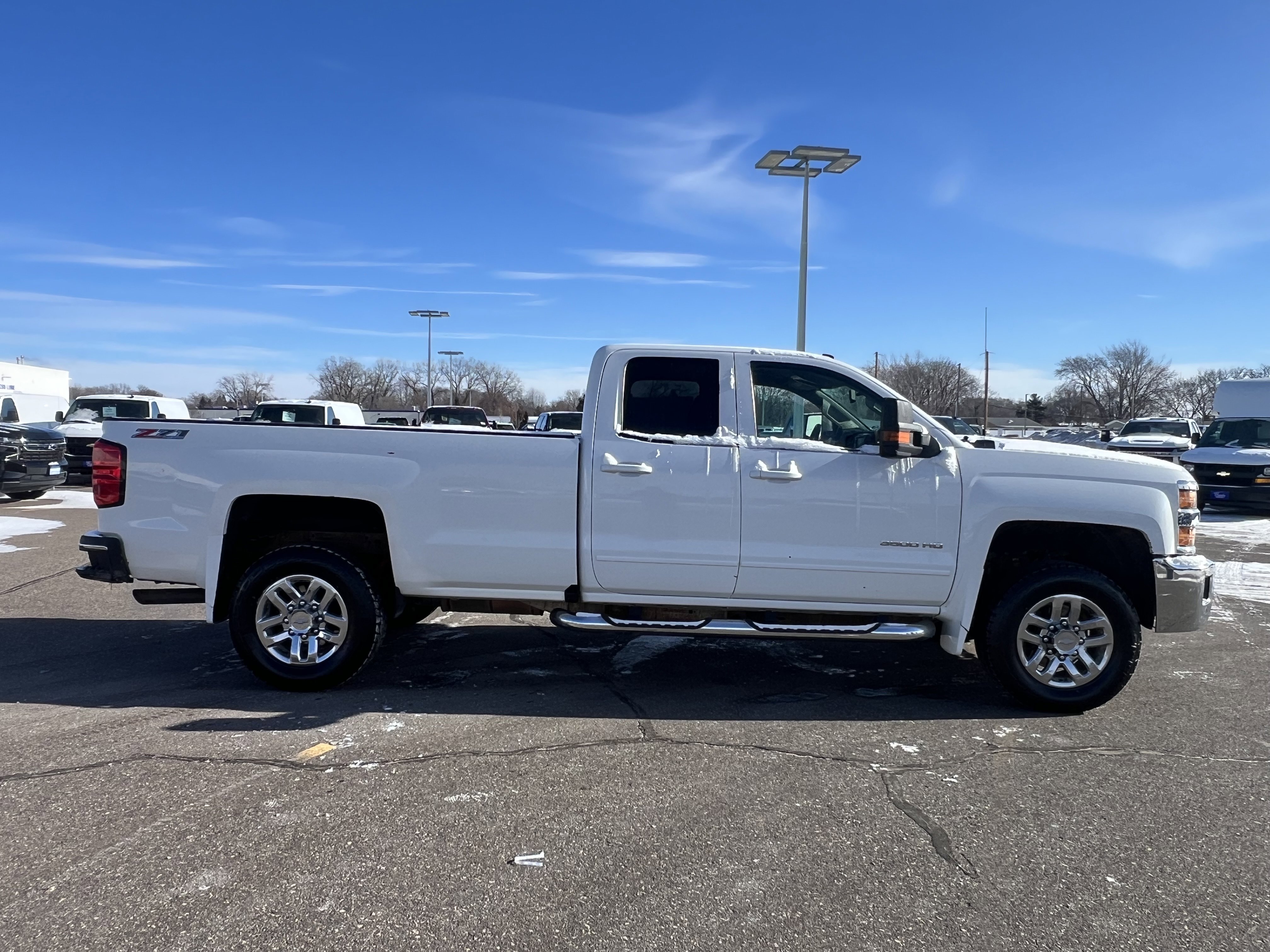 Used 2017 Chevrolet Silverado 3500 LT image 10