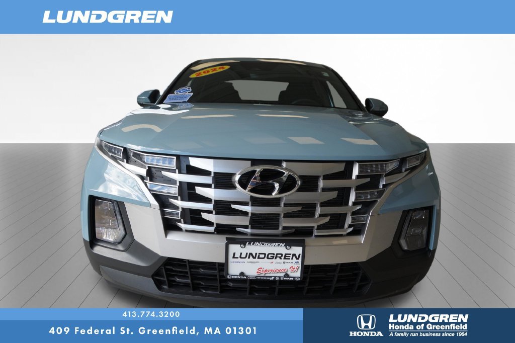 Used 2024 Hyundai Santa Cruz SEL AWD/4WD image 2