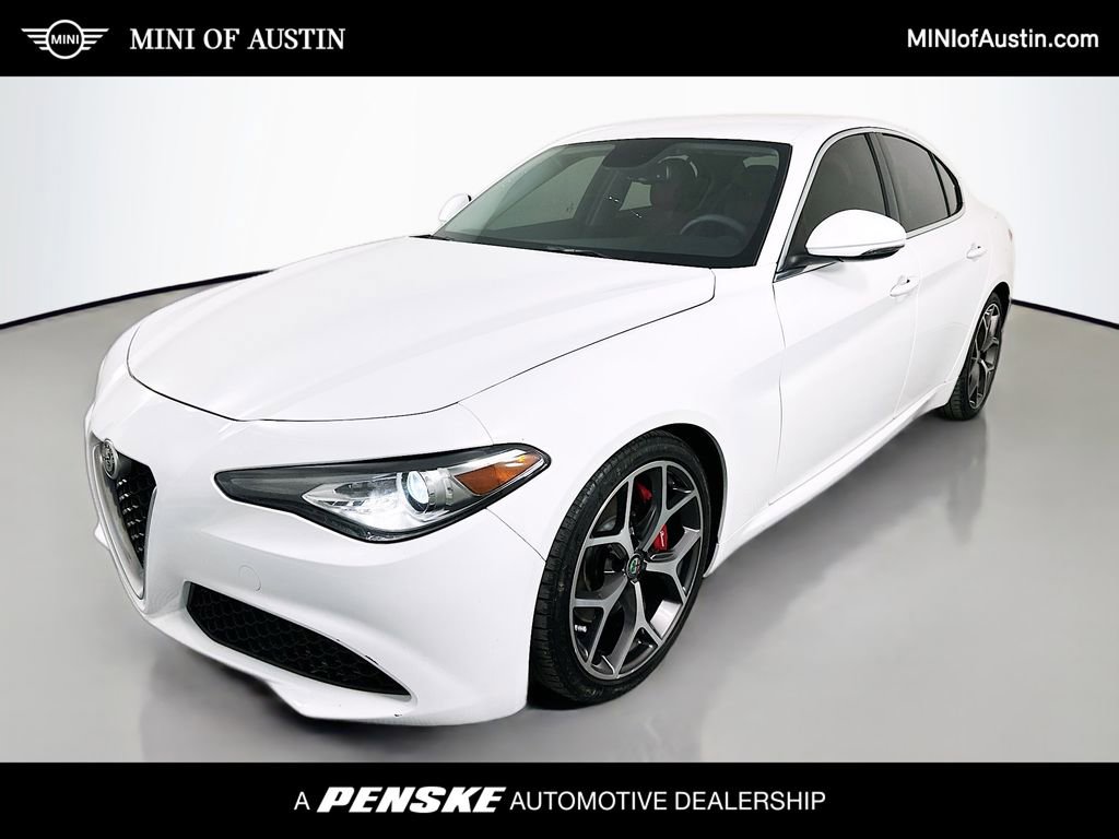 Used 2019 Alfa Romeo Giulia image 1