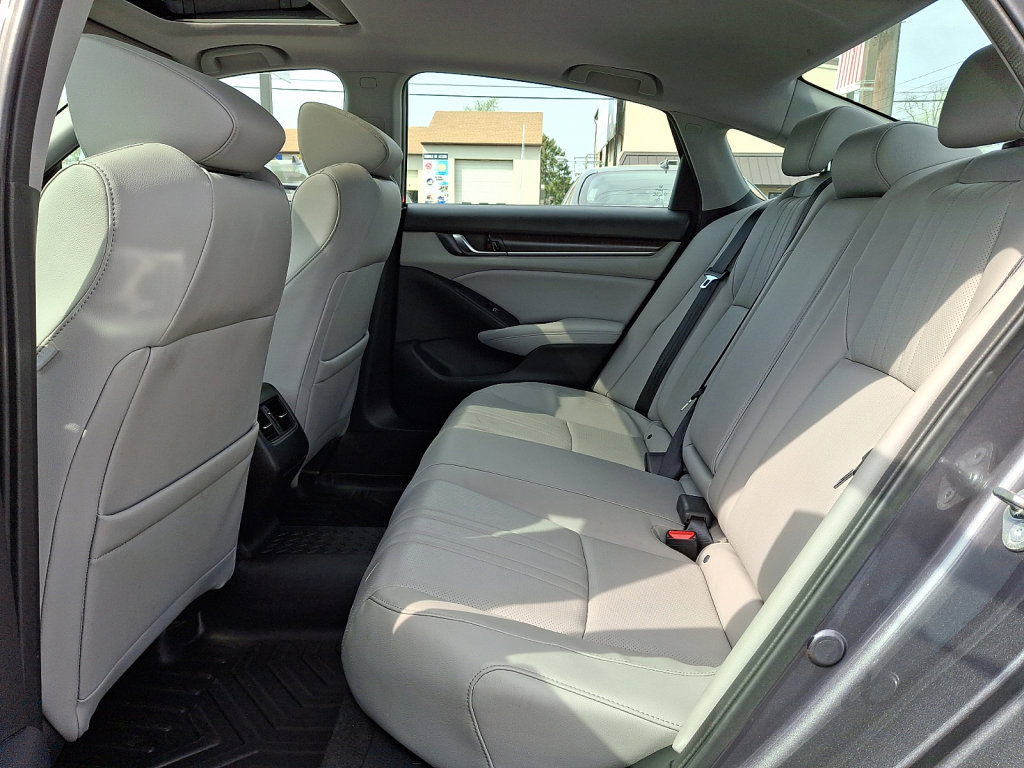 Used 2018 Honda Accord EX-L image 19