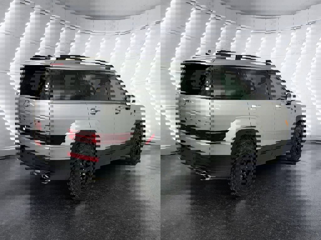 Used 2024 Hyundai Santa Fe XRT image 4