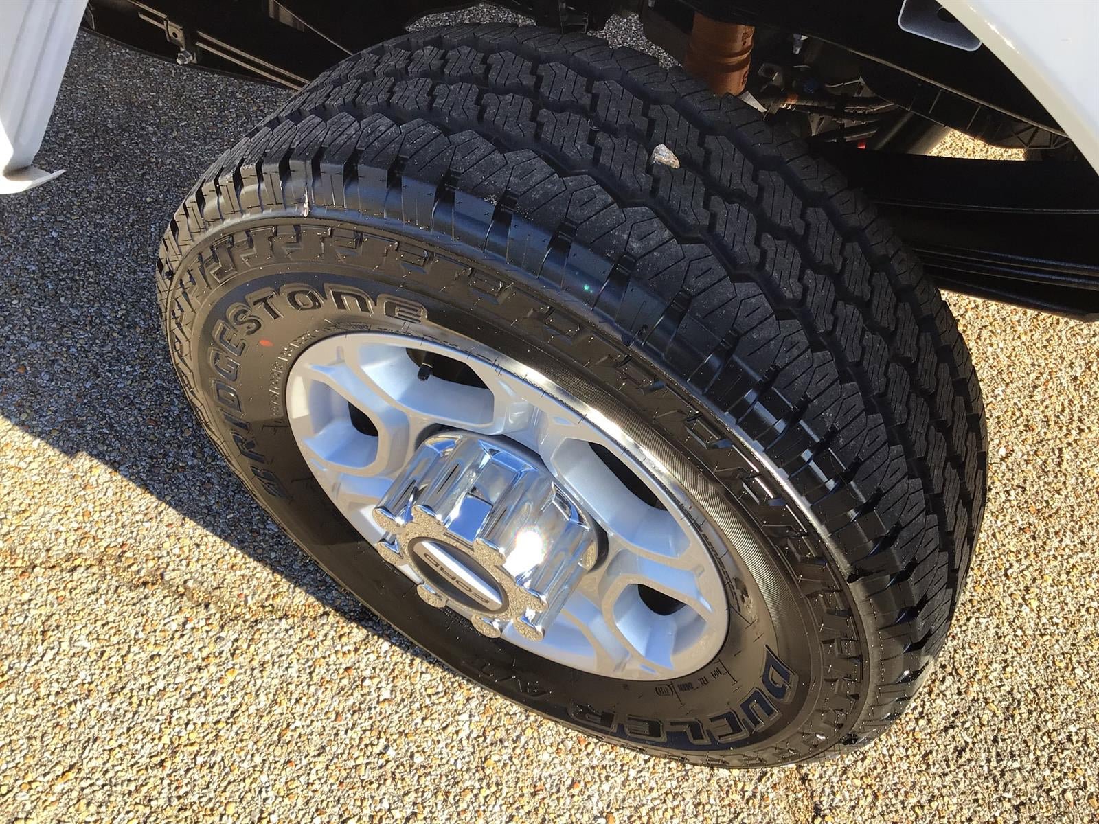 New 2026 Ford F250 XLT w/ FX4 Off-Road Package AWD/4WD image 12
