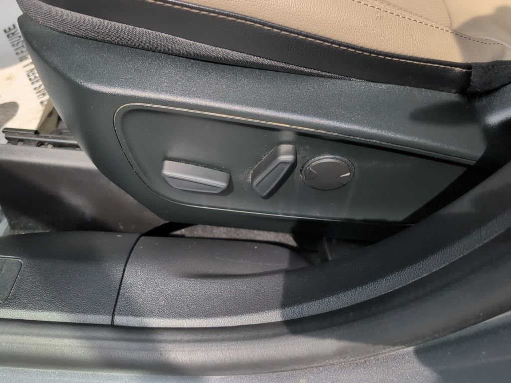 Certified 2022 Ford Escape SEL image 9