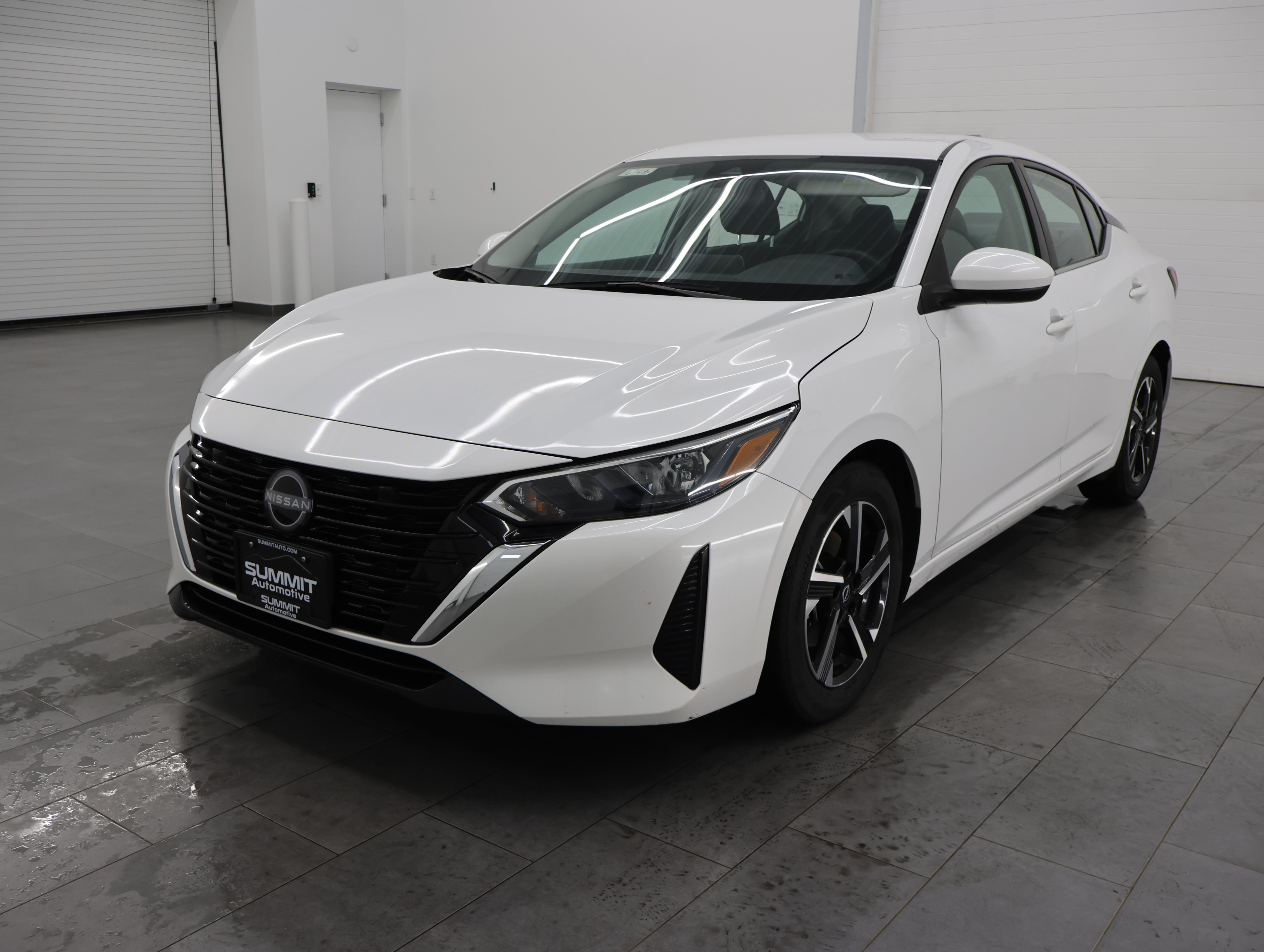 Used 2024 Nissan Sentra SV FWD image 7
