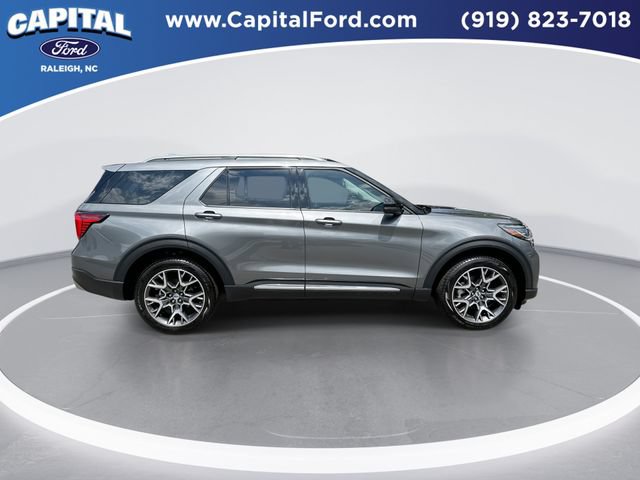 Certified 2025 Ford Explorer Platinum w/ Ultimate Package AWD/4WD image 9