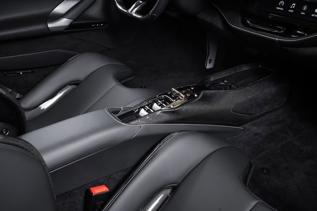 Used 2023 Ferrari SF90 Spider AWD/4WD image 49