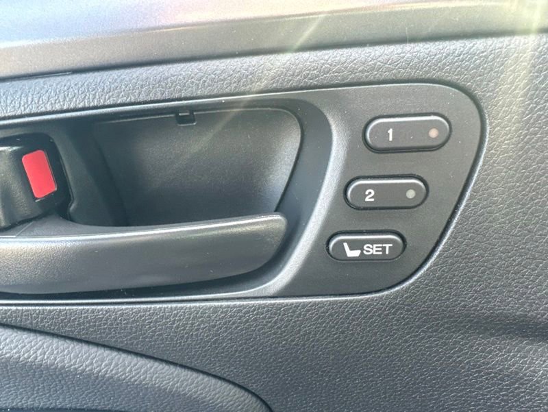 Used 2023 Honda Passport EX-L image 13