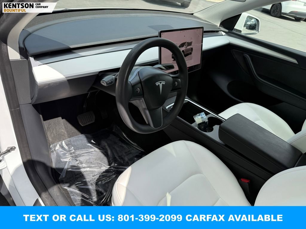Used 2023 Tesla Model Y Long Range AWD/4WD image 28