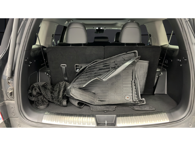 Used 2025 Hyundai Santa Fe Limited AWD/4WD image 27