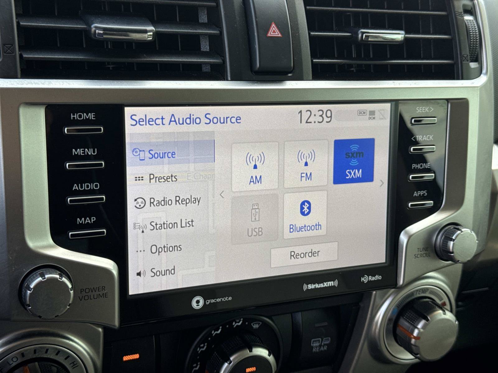 Used 2022 Toyota 4Runner SR5 Premium w/ Moonroof Package RWD image 15