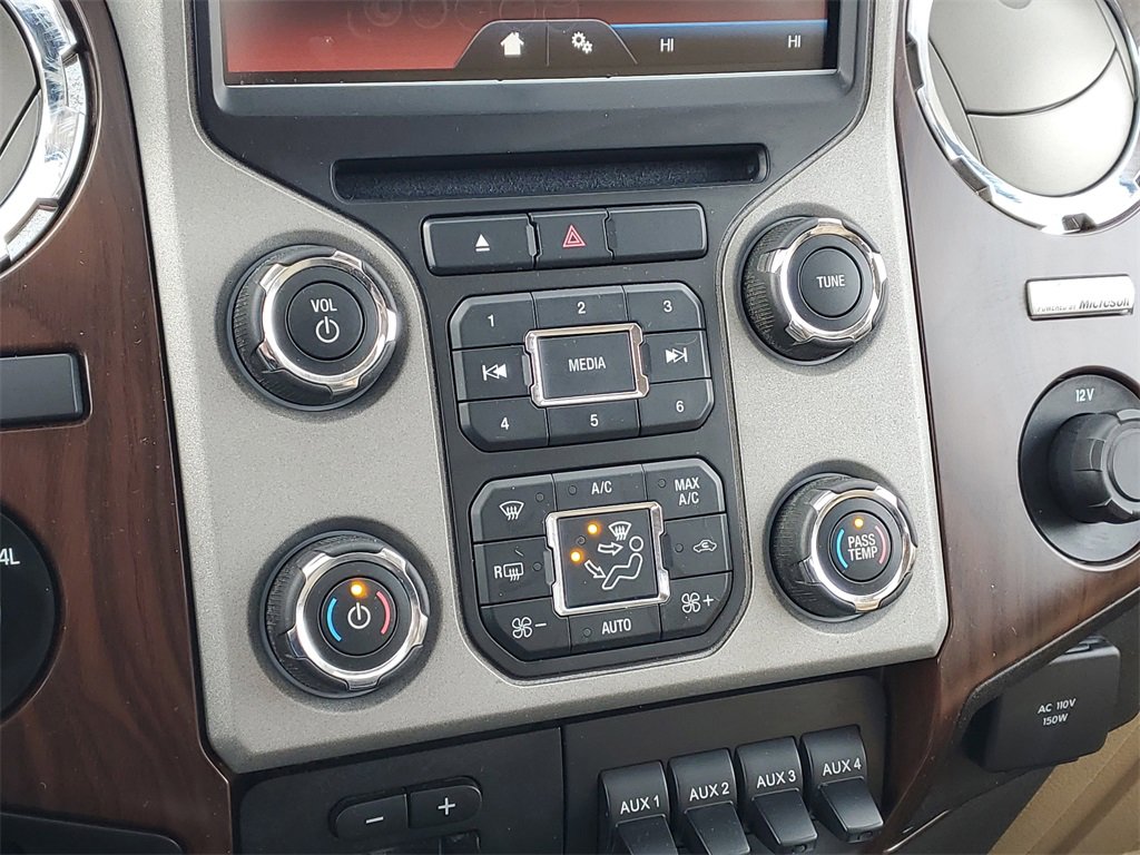 Used 2013 Ford F350 Lariat w/ Chrome Pkg image 25