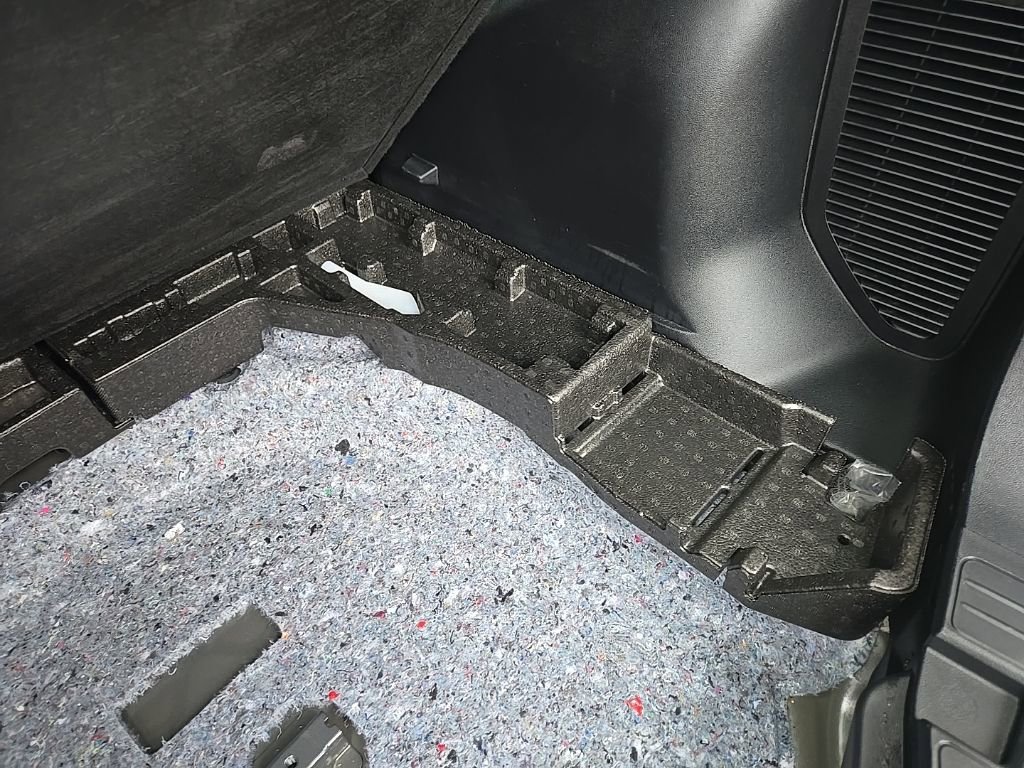 Used 2025 Ford Escape ST-Line image 87