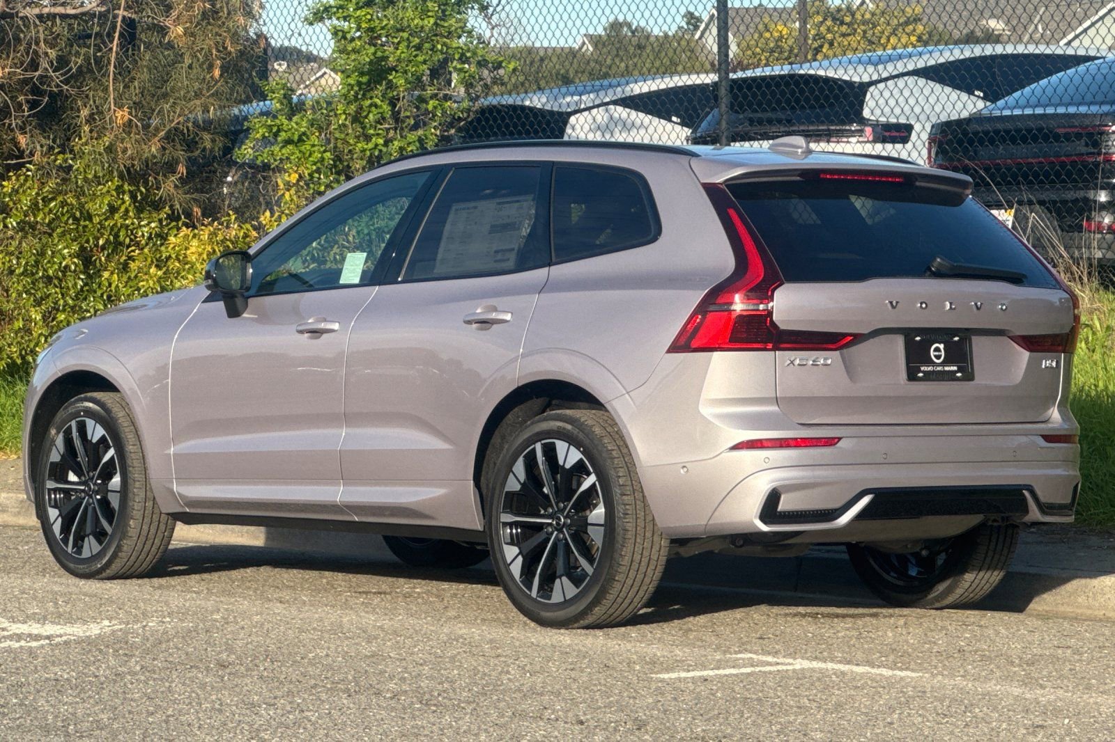 New 2026 Volvo XC60 B5 Plus w/ Climate Package image 6