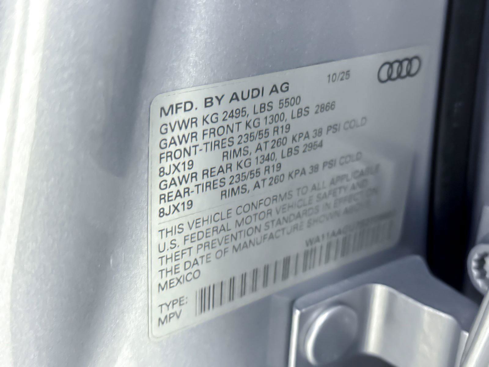 Certified 2025 Audi Q5 Premium w/ Convenience Package AWD/4WD image 29