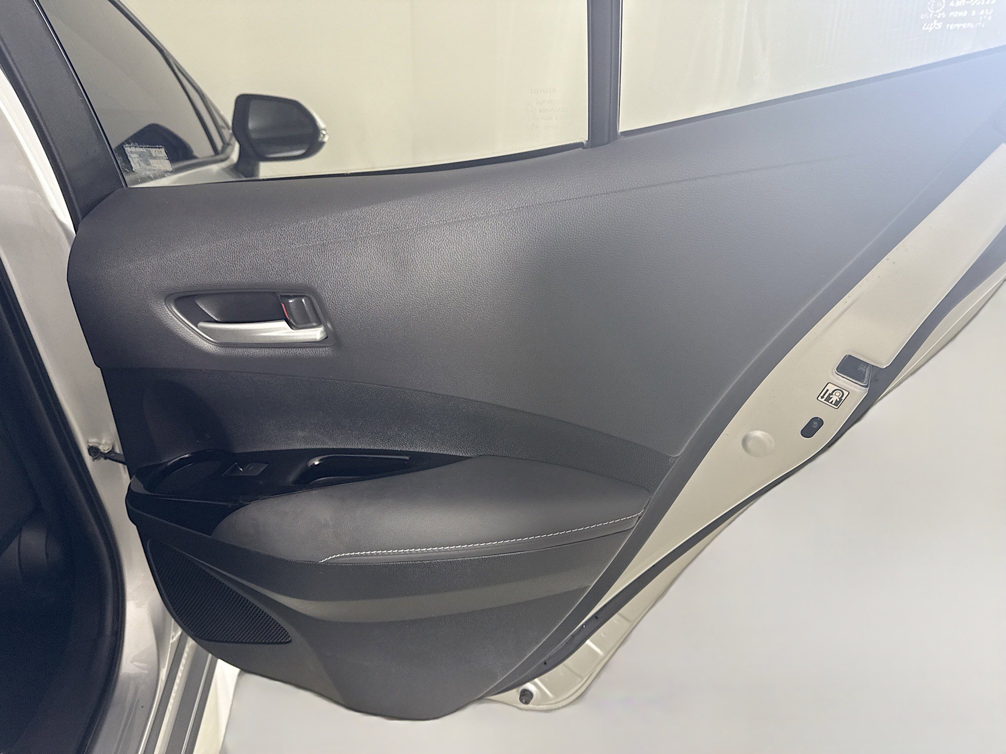 Used 2021 Toyota Corolla SE image 28