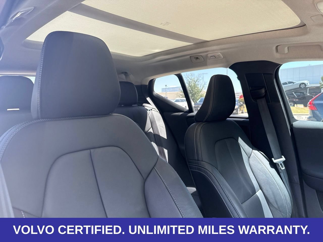 Certified 2024 Volvo XC40 B5 Ultimate w/ Protection Package Premier AWD/4WD image 13