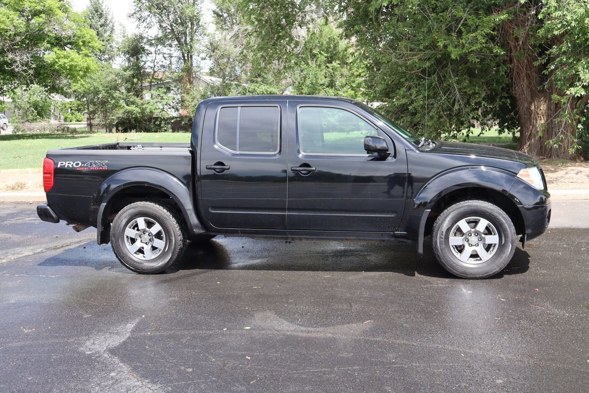 Used 2012 Nissan Frontier PRO-4X AWD/4WD image 3