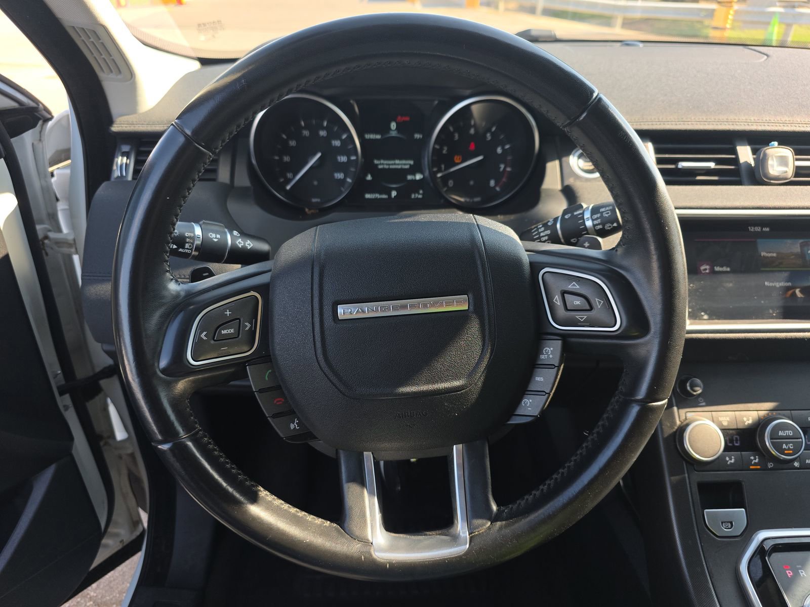 Used 2019 Land Rover Range Rover Evoque SE AWD/4WD image 19