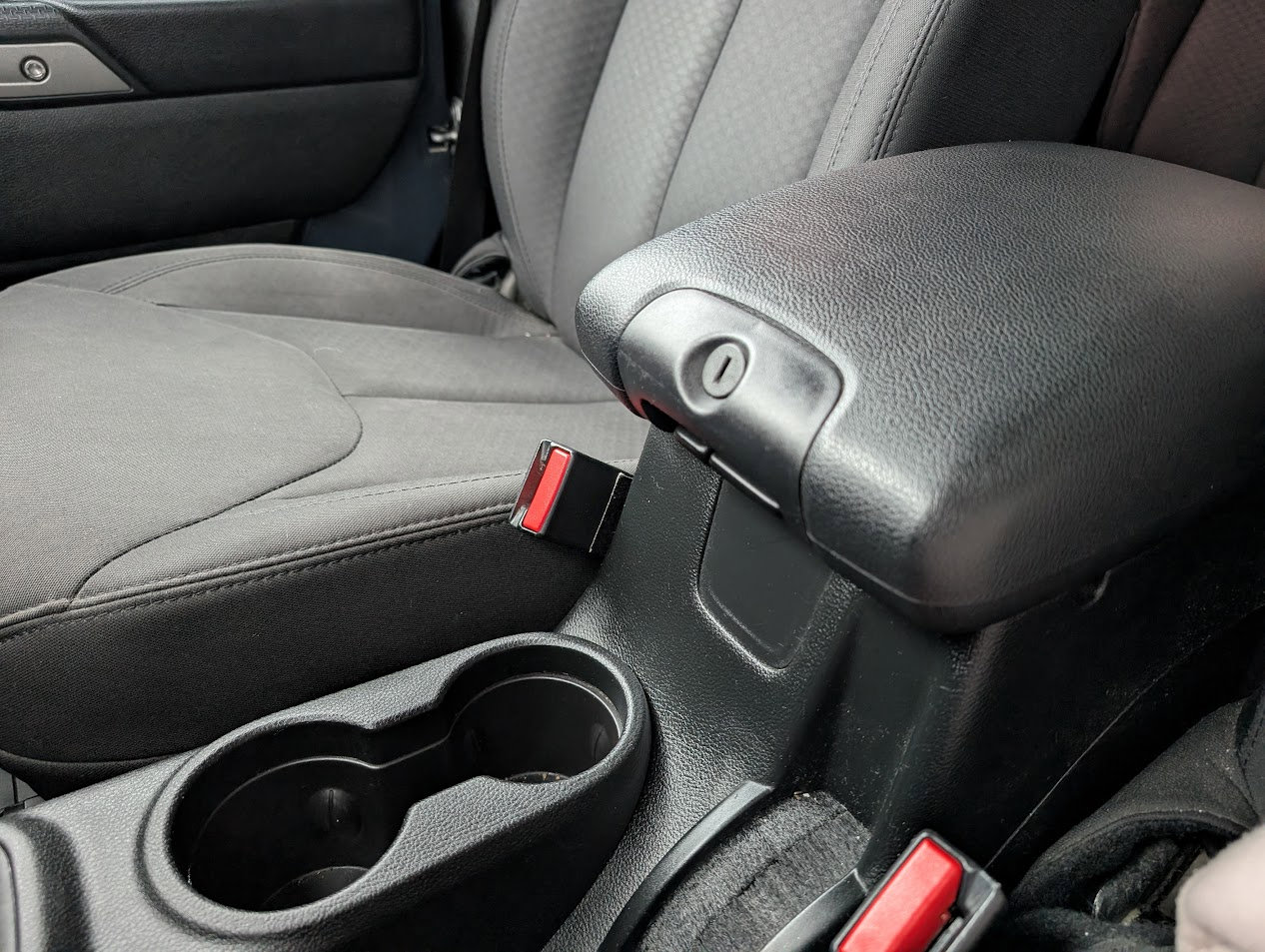 Used 2018 Jeep Wrangler Sport image 23