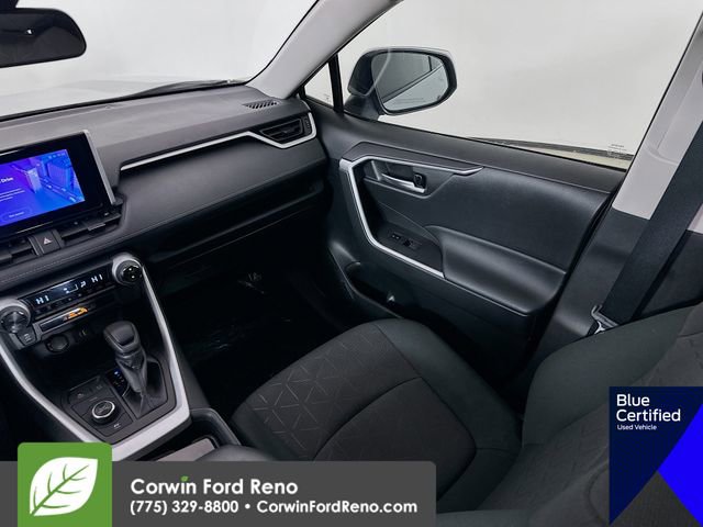 Used 2024 Toyota RAV4 XLE w/ Convenience Package image 27