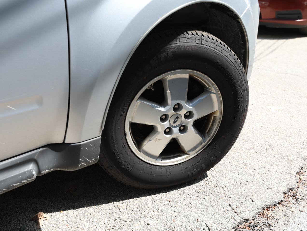 Used 2011 Ford Escape XLT FWD image 10
