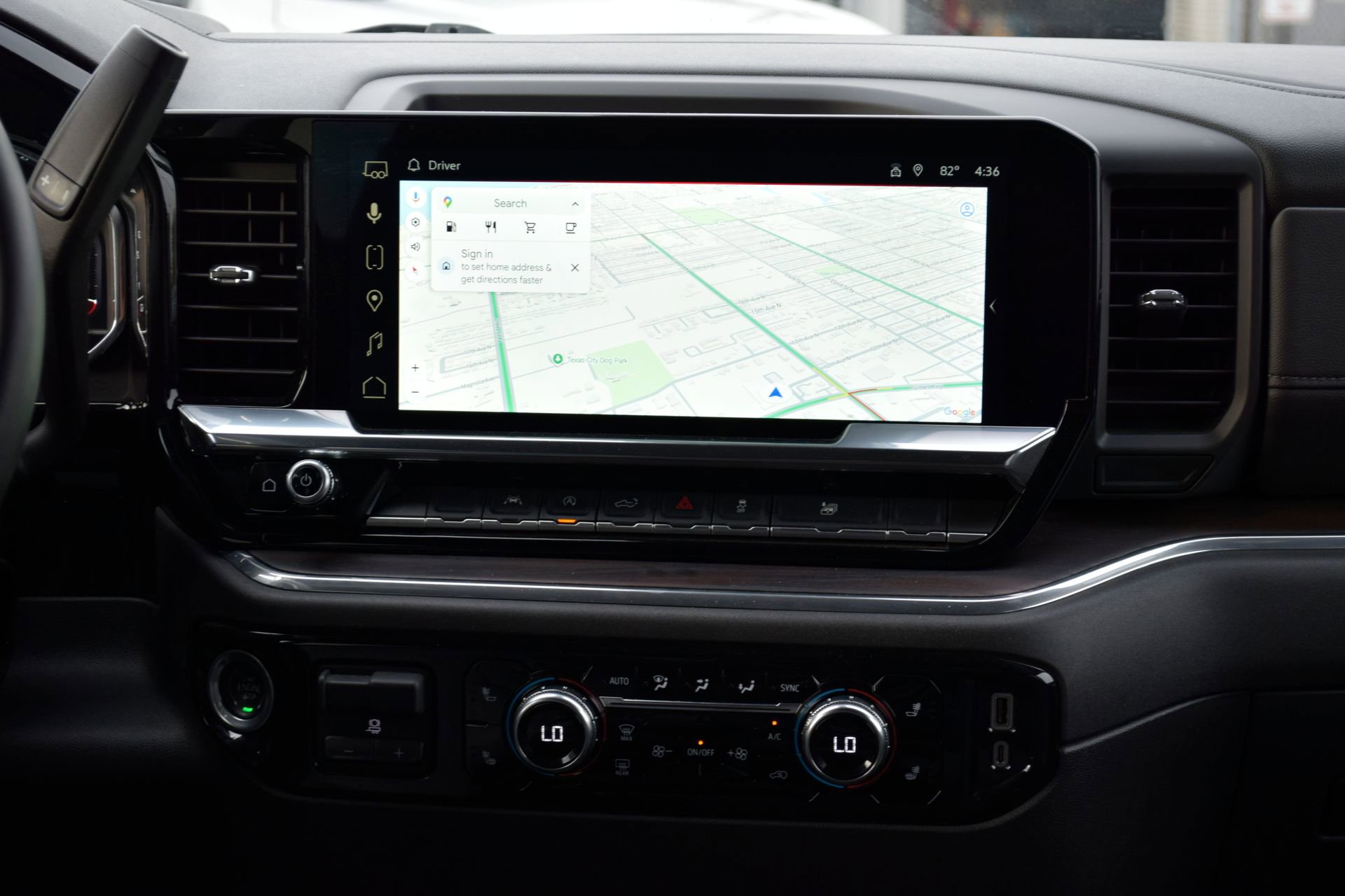 Used 2025 GMC Sierra 1500 SLT image 11