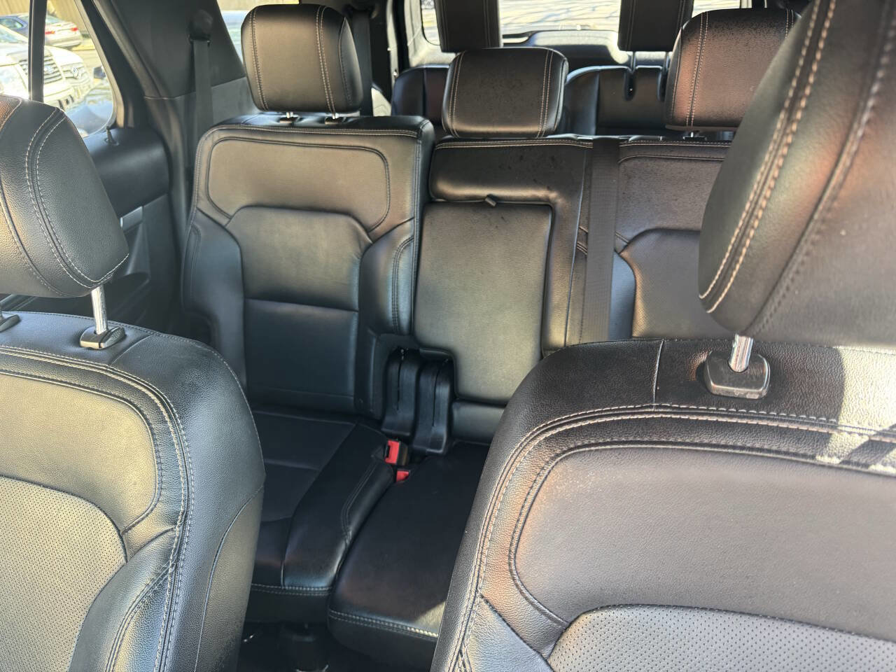 Used 2016 Ford Explorer Limited FWD image 21