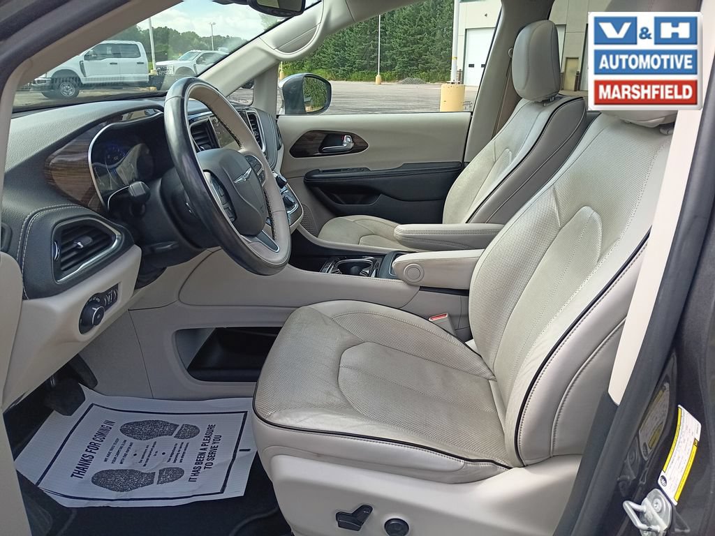 Used 2021 Chrysler Pacifica Limited w/ Premium & Safety Sphere Group AWD/4WD image 21