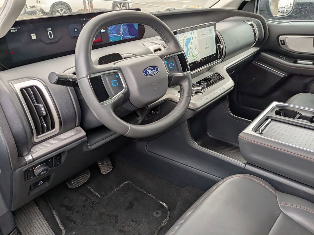 Used 2025 Ford Expedition Max Active image 17