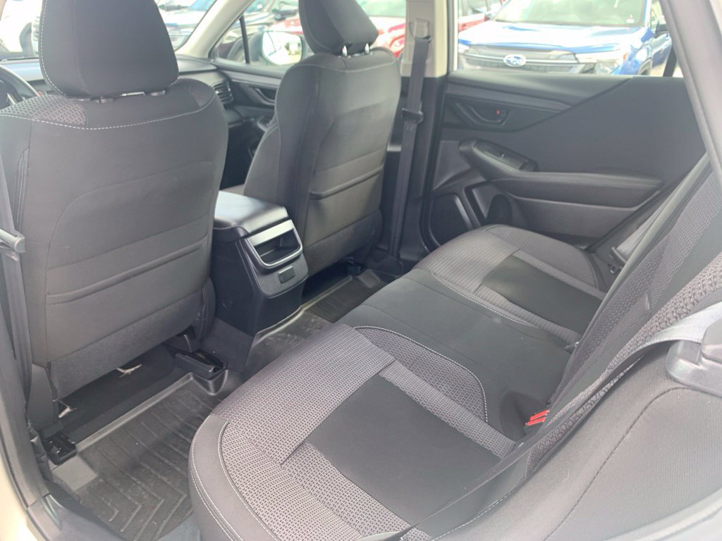 Used 2024 Subaru Outback AWD/4WD image 19