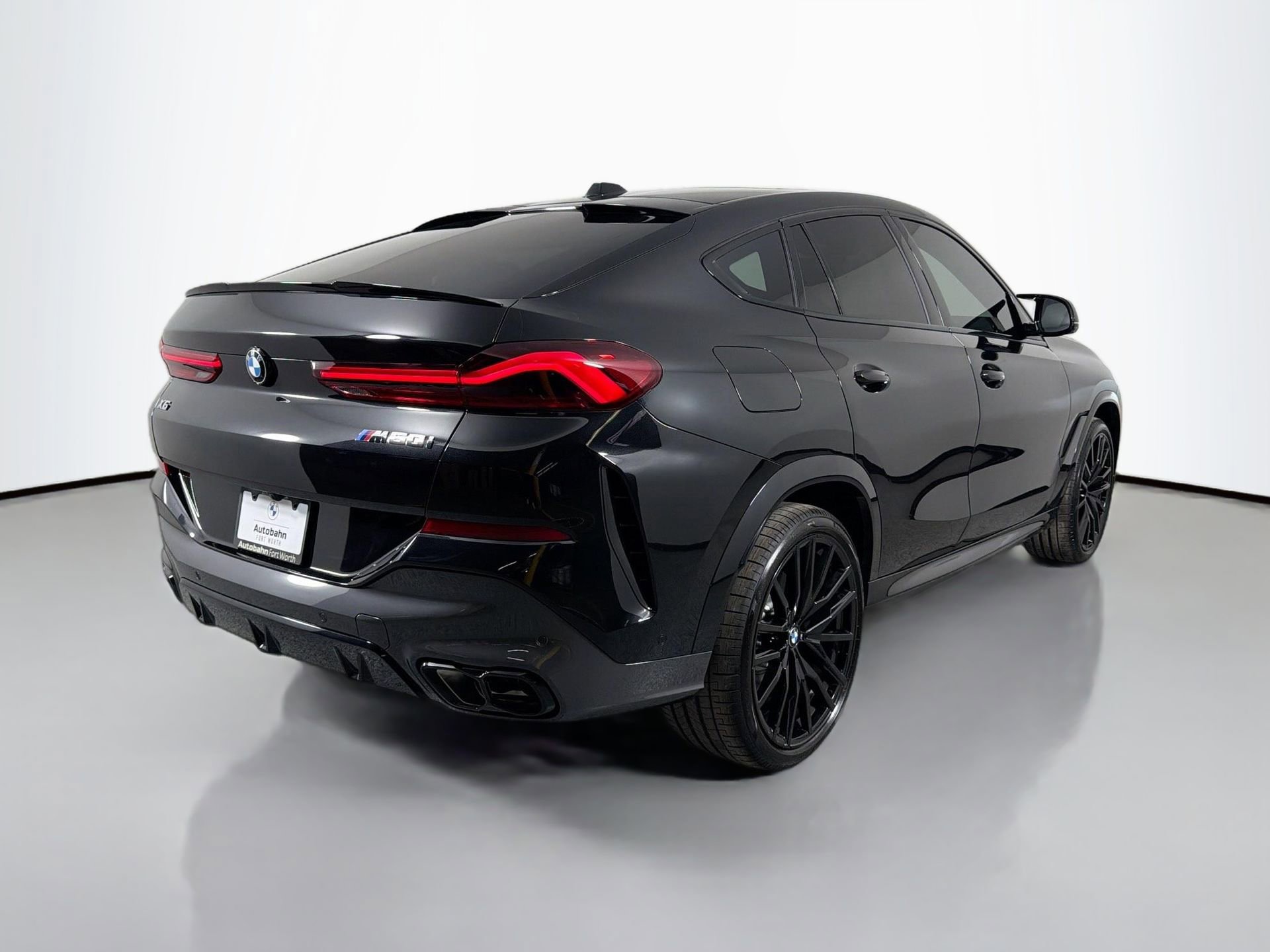 New 2026 BMW X6 M60i image 5