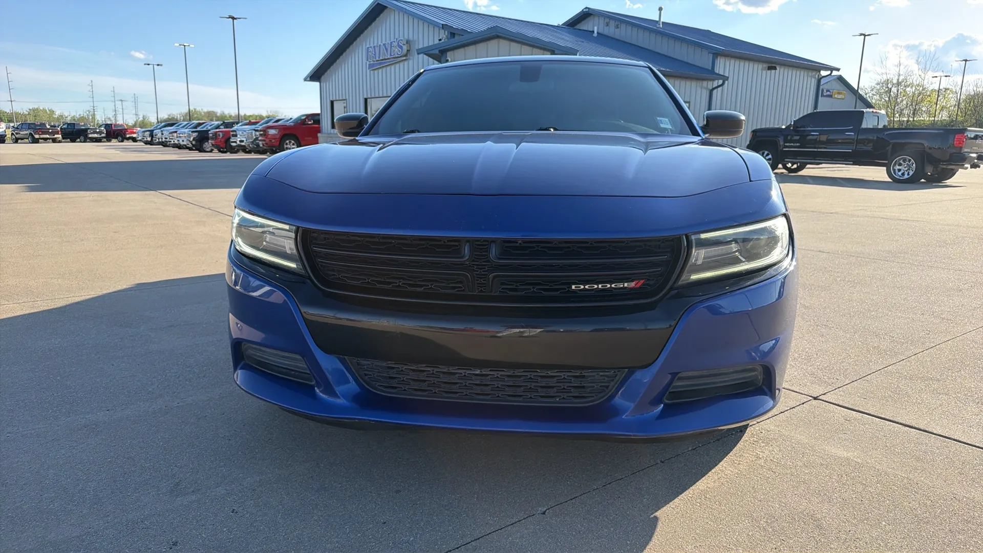 Used 2019 Dodge Charger SXT w/ Blacktop Package RWD image 30