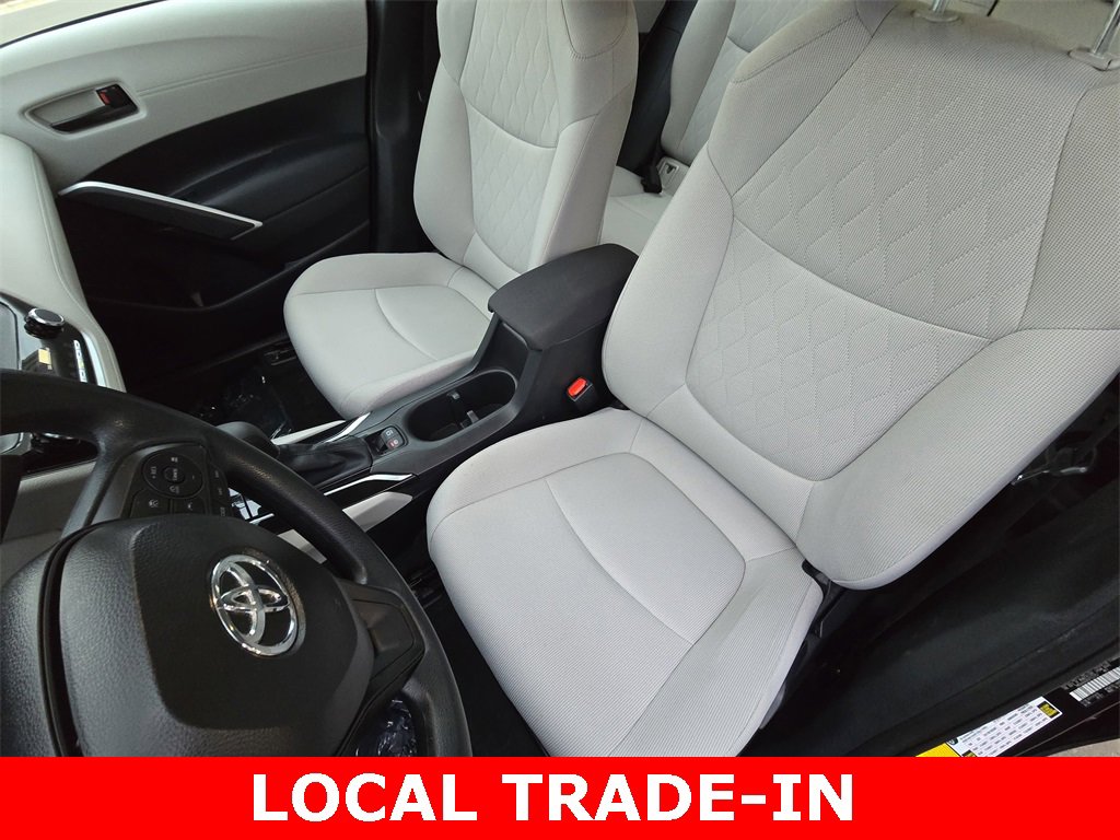 Used 2025 Toyota Corolla Cross L image 15