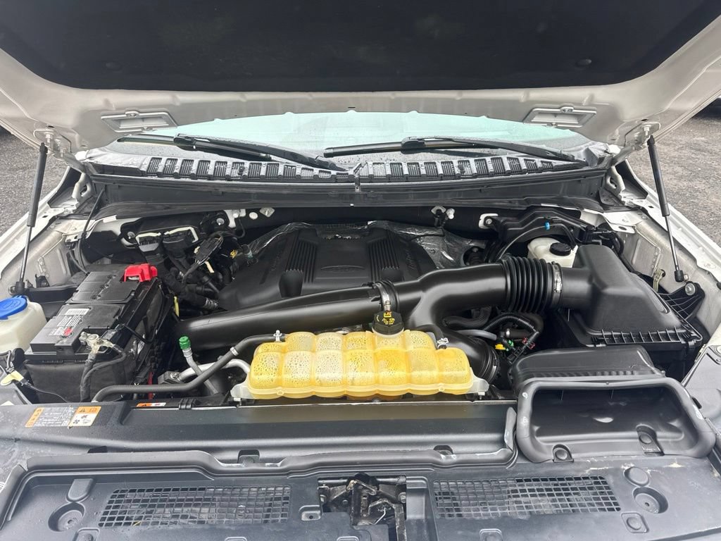 Used 2019 Ford Expedition Limited w/ Equipment Group 302A AWD/4WD image 47